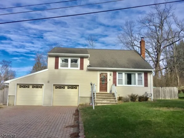 27 Wilson Dr, Ogdensburg Boro, NJ 07439