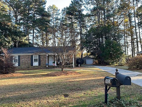 5th image of 3626 Longleaf Dr NE