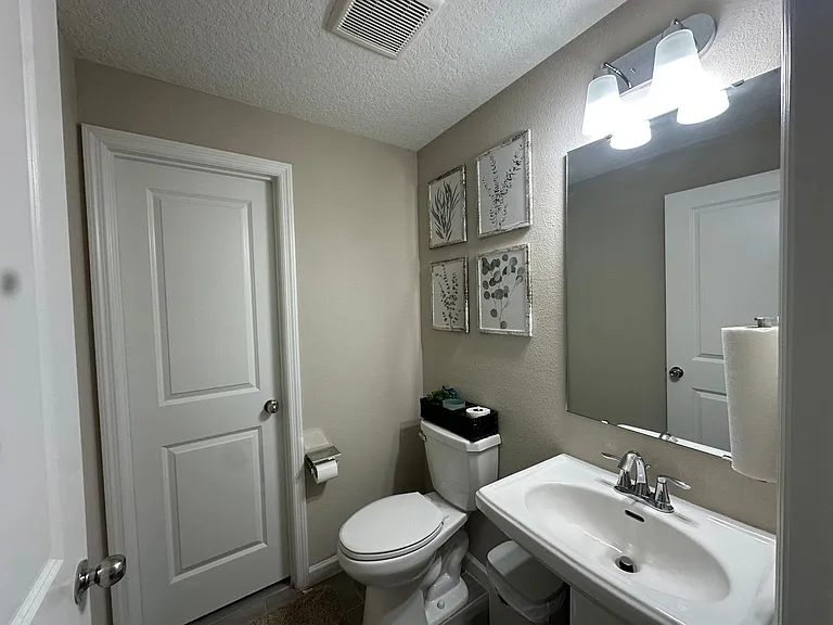 106 Ren Way — Photo 4