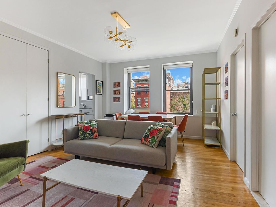 1st image of 104 W 70th St APT 4F