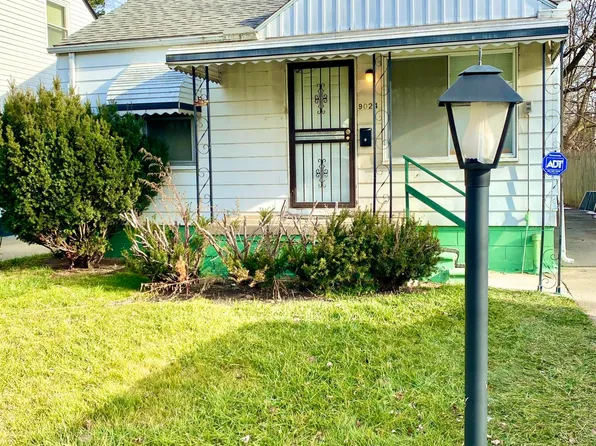9024 Auburn St, Detroit, MI 48228