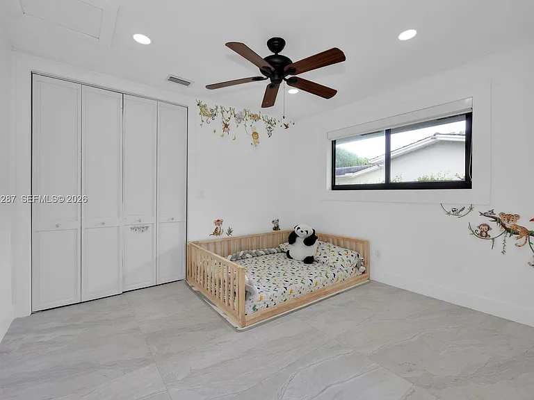 6860 SW 99th Ter — Photo 24
