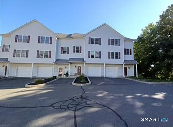 11 Mannions Ln #10