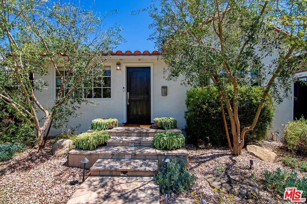 606 N Martel Ave, Los Angeles, CA - View 5