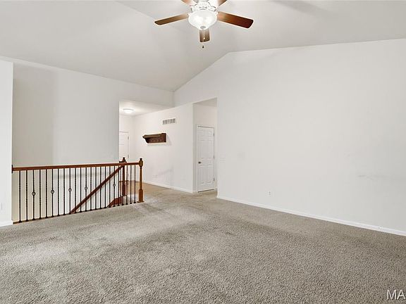 5th image of 528 Micahs Way