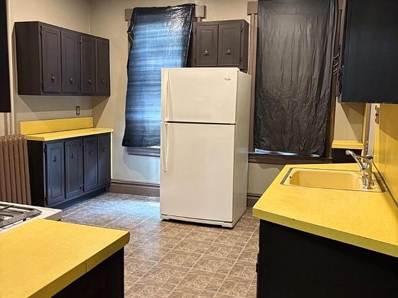 3rd image of 157 Hamilton Ave #1