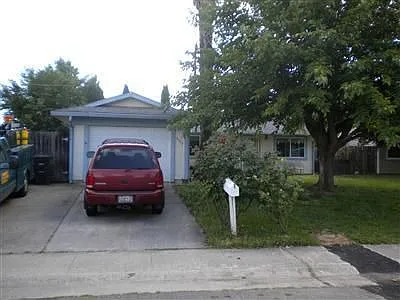 8457 Butternut Dr photo 1
