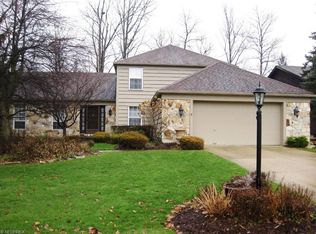 19905 Cottonwood Trl, Strongsville, OH