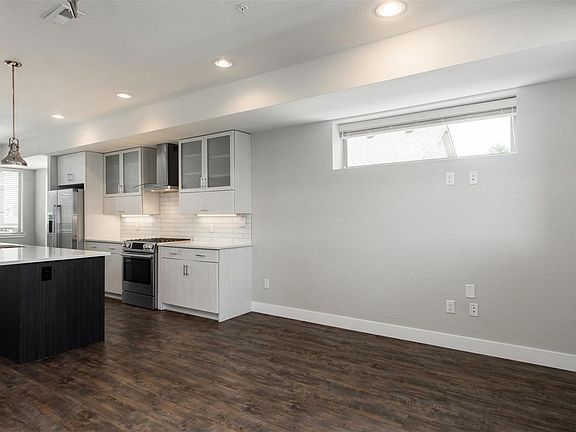 3rd image of 3320 W 19th Ave