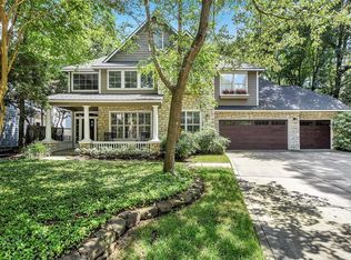 27 Classic Oaks Pl, Spring, TX 77382
