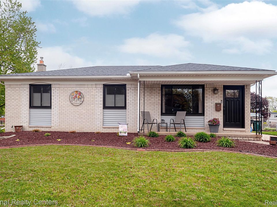 1st image of 2446 Milverton Dr