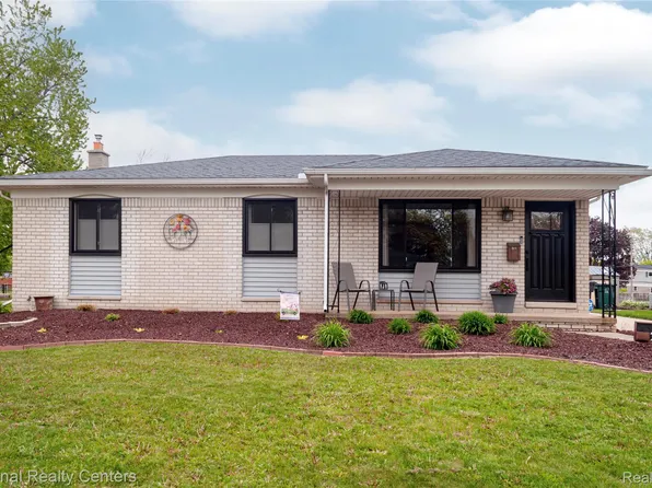 2446 Milverton Dr, Troy, MI 48083