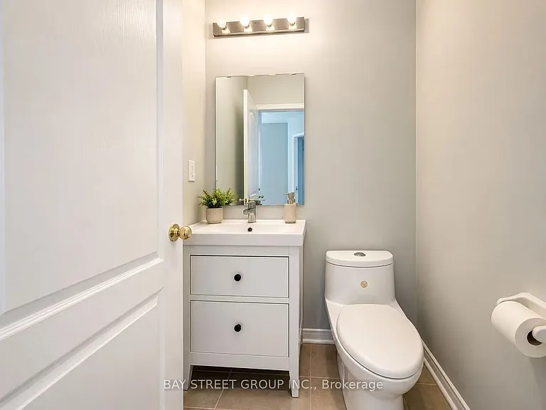 3168 Cabano Cres — Photo 7