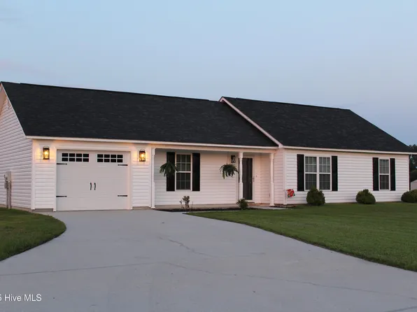 355 Ai Taylor Road, Richlands, NC 28574