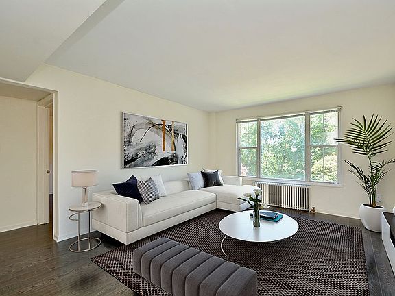 Virtually staged living room