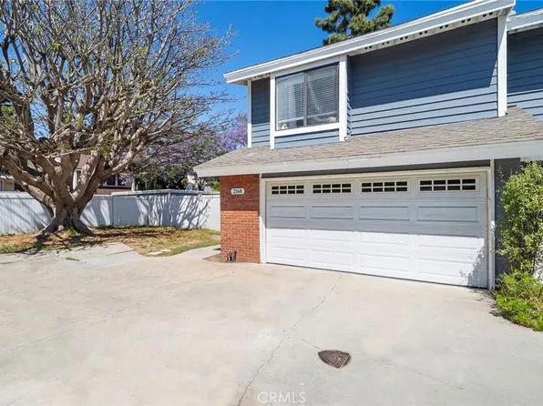 2168 Kristin Ln, Costa Mesa, CA 92627