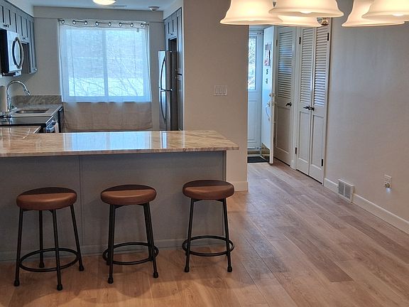 3rd image of 201 Hoffman Ave APT 25