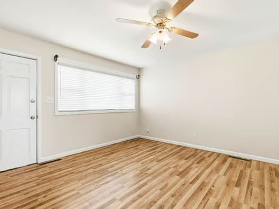 3rd image of 3305 Ethelwood Dr