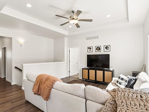 3rd image of 4428 Rohret Rd