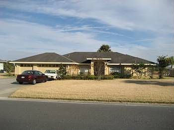 1st image of 1943 Farrington Dr