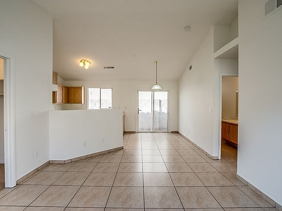 3rd image of 4242 Dobson Dr