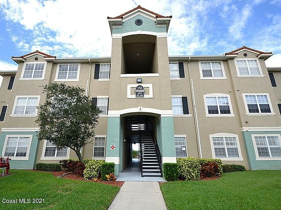 2nd image of 1766 Sophias Dr APT 303