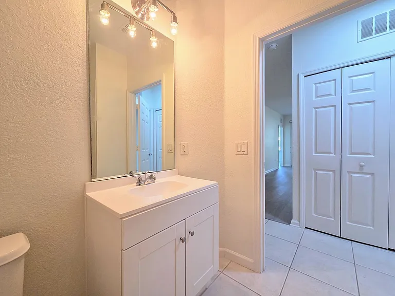 5345 Maxon Ter — Photo 15