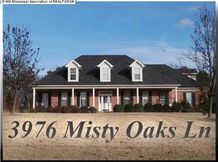 3976 Misty Oaks Ln, Nesbit, MS 38651