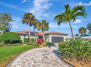 2001 Massachusetts Ave NE, Saint Petersburg, FL 33703