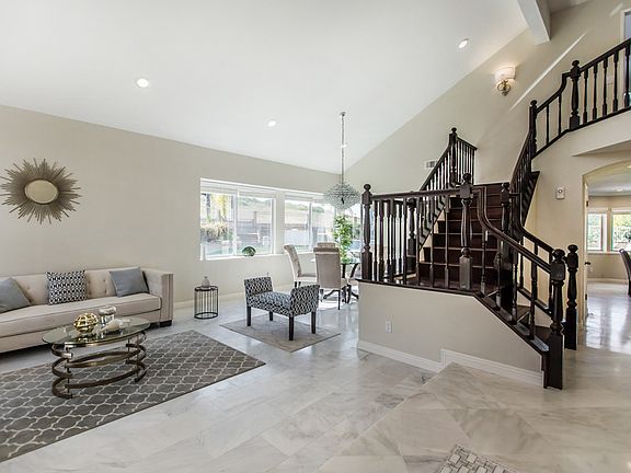 5th image of 13418 Montserrat Ct