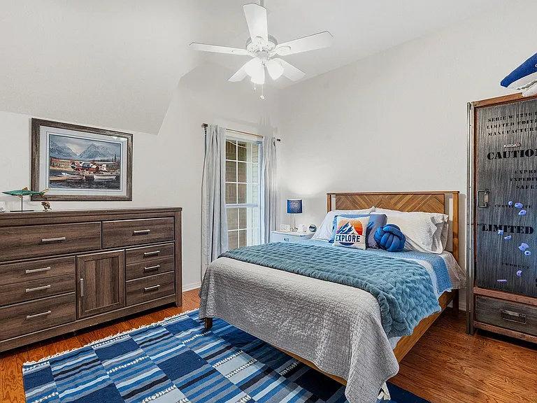 8317 Pommel Dr — Photo 18