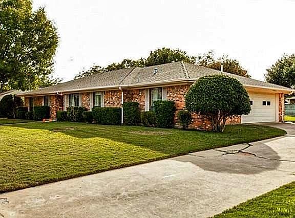3rd image of 4209 Kazak Dr