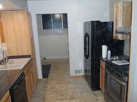 2nd image of 6032 Westlake St