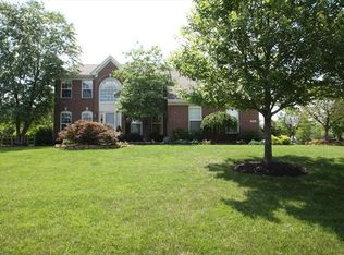 6957 Man O War Ln, Mason, OH 45040