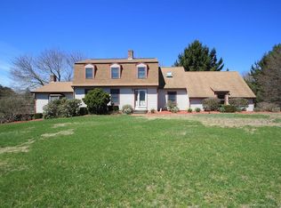 3 Pepperidge Ln, East Lyme, CT 06333