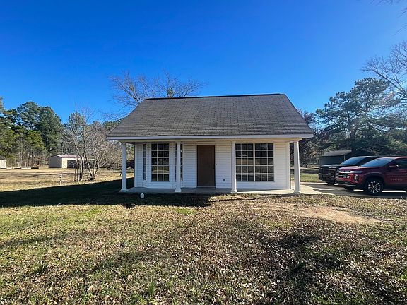 4th image of 4402 Sanderson Ln