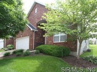 7359 Timberpoint Ct, Fairview Heights, IL 62208