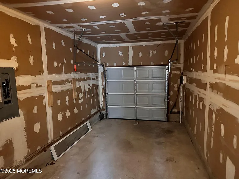 702 Cassville Rd — Photo 20