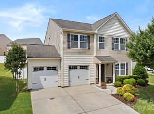 130 Collenton Ln, Mooresville, NC 28115