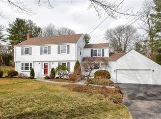 46 Belknap Rd, West Hartford, CT 06117