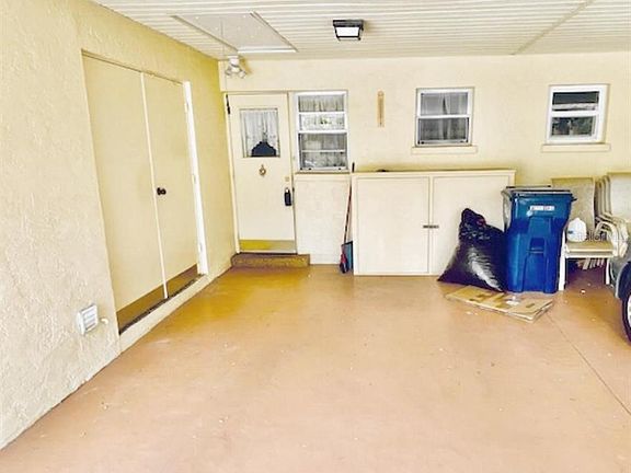 4th image of 390 301st Blvd W Unit 14D