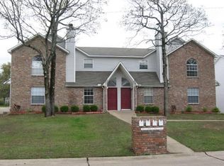 250 Apple Valley Dr, Sherwood, AR 72120