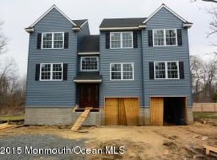 654 Hudson Ave, Port Monmouth, NJ 07758