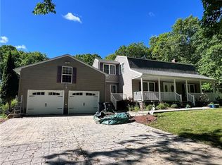 233 Sisson Rd, Coventry, RI 02827