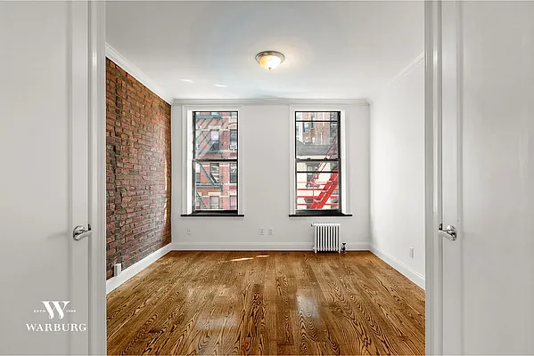 Rented by Warburg | media 9