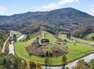 19 River Landing Way, Lansing, NC 28643