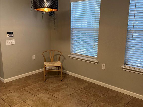 5th image of 7108 Walkup Ln