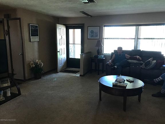 4th image of 258 W Queencup Ct