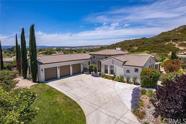 1st image of 915 Salida Del Sol Dr