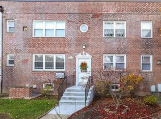 12 Leewood Cir APT 3R, Eastchester, NY 10709